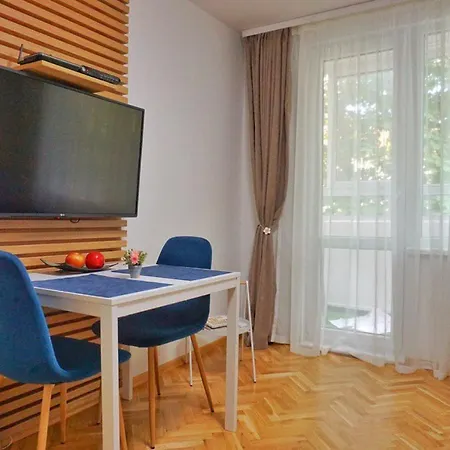 Апартаменты White *